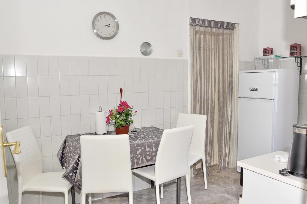 Ribica Apartments Kotor Luaran gambar